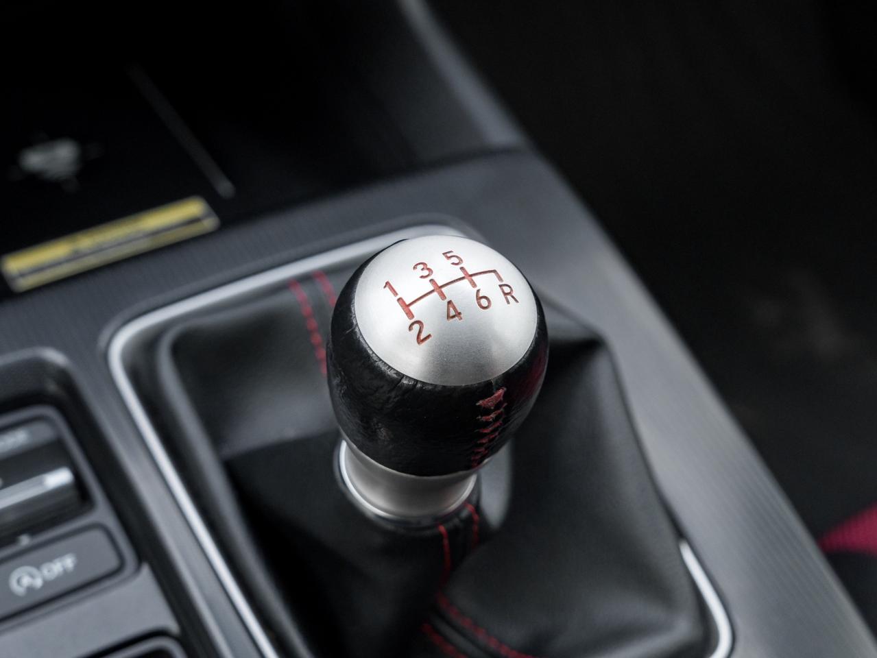 2022 Honda Civic Si Sedan Manual   SAFETY  FINANCE RATES FOR AS LOW AS 6.99% Photo