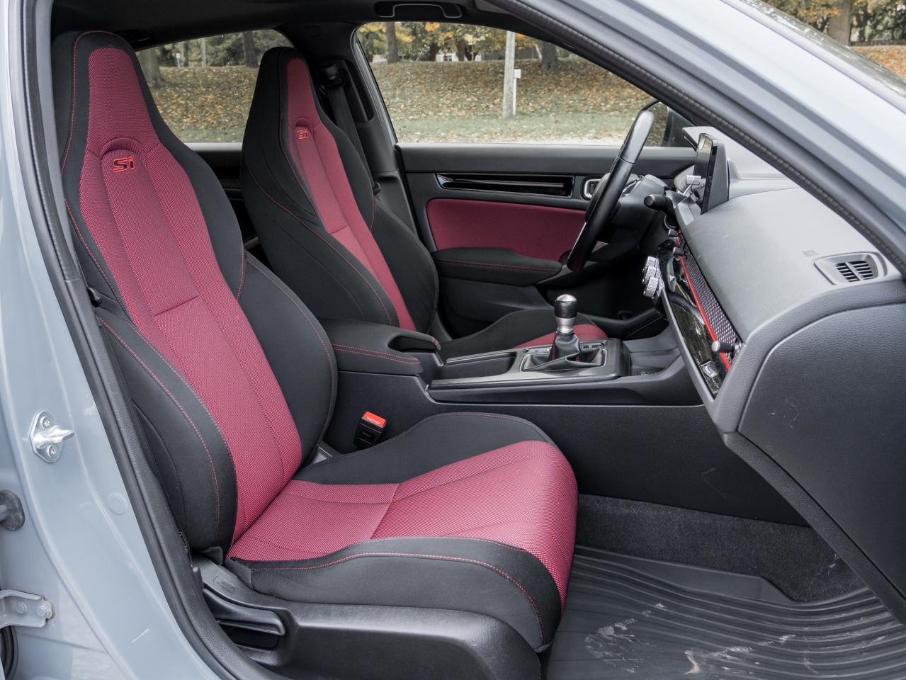 2022 Honda Civic Si Sedan Manual   SAFETY  FINANCE RATES FOR AS LOW AS 6.99% Photo