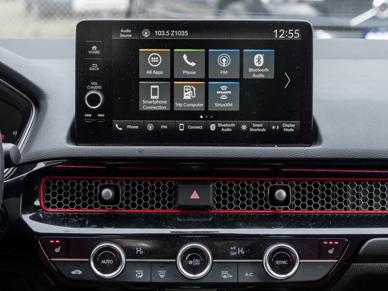 2022 Honda Civic Si Sedan Manual /SAFETY CERTIFIED/BOSE Speakers/18'' Wheels Photo