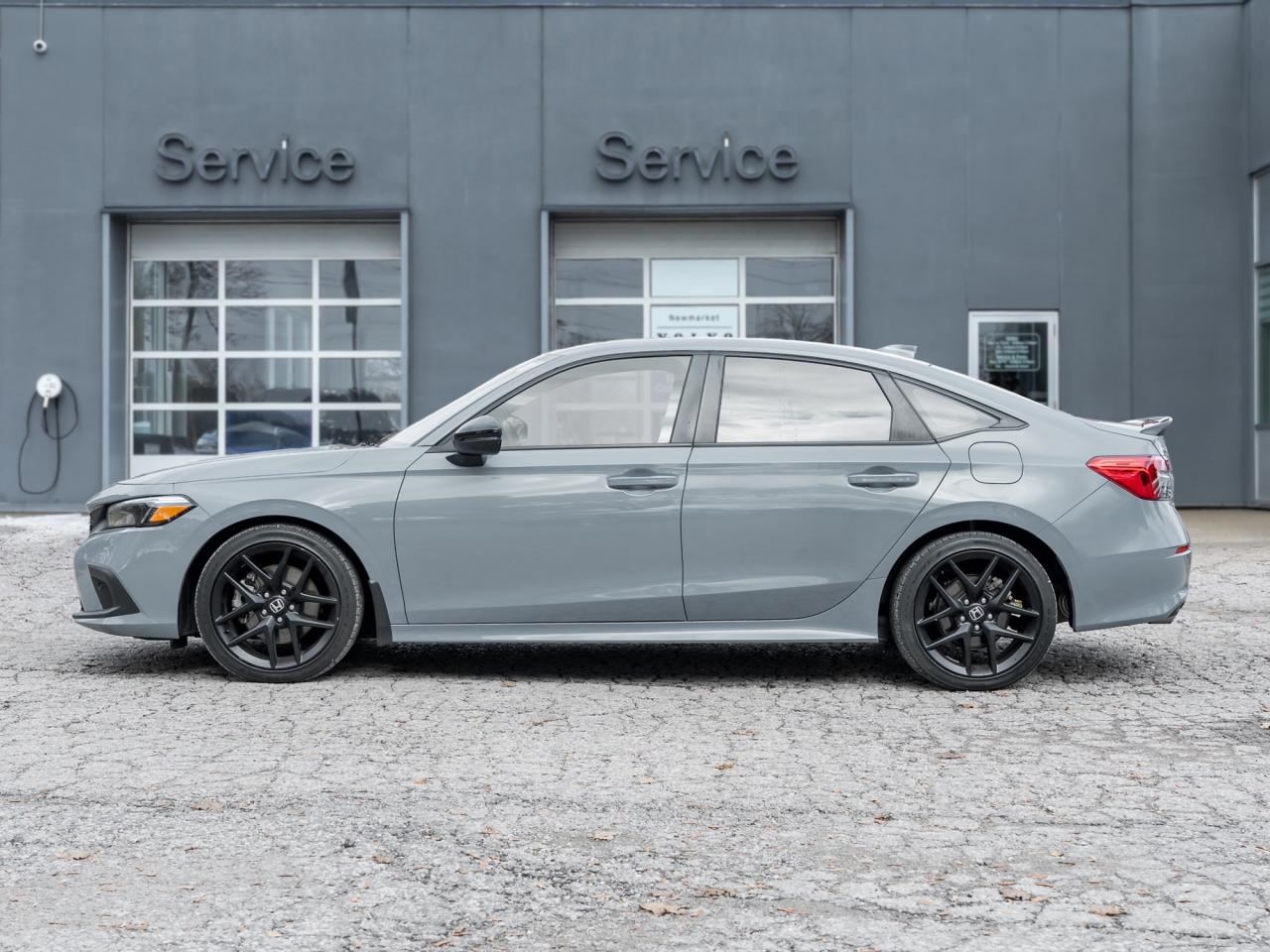 2022 Honda Civic Si Sedan Manual   SAFETY  FINANCE RATES FOR AS LOW AS 6.99% Photo