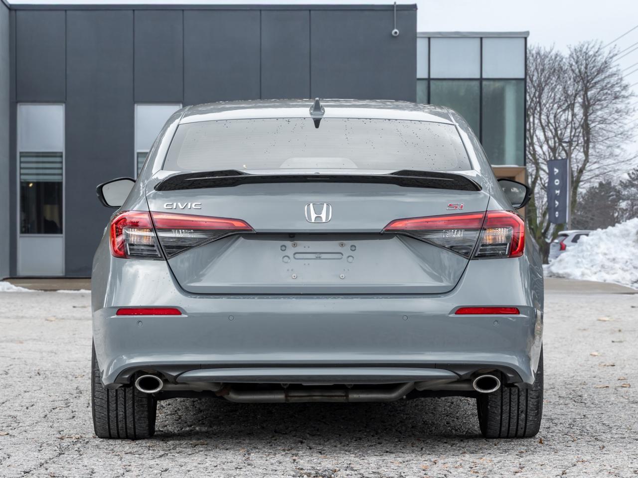 2022 Honda Civic Si Sedan Manual   SAFETY  FINANCE RATES FOR AS LOW AS 6.99% Photo