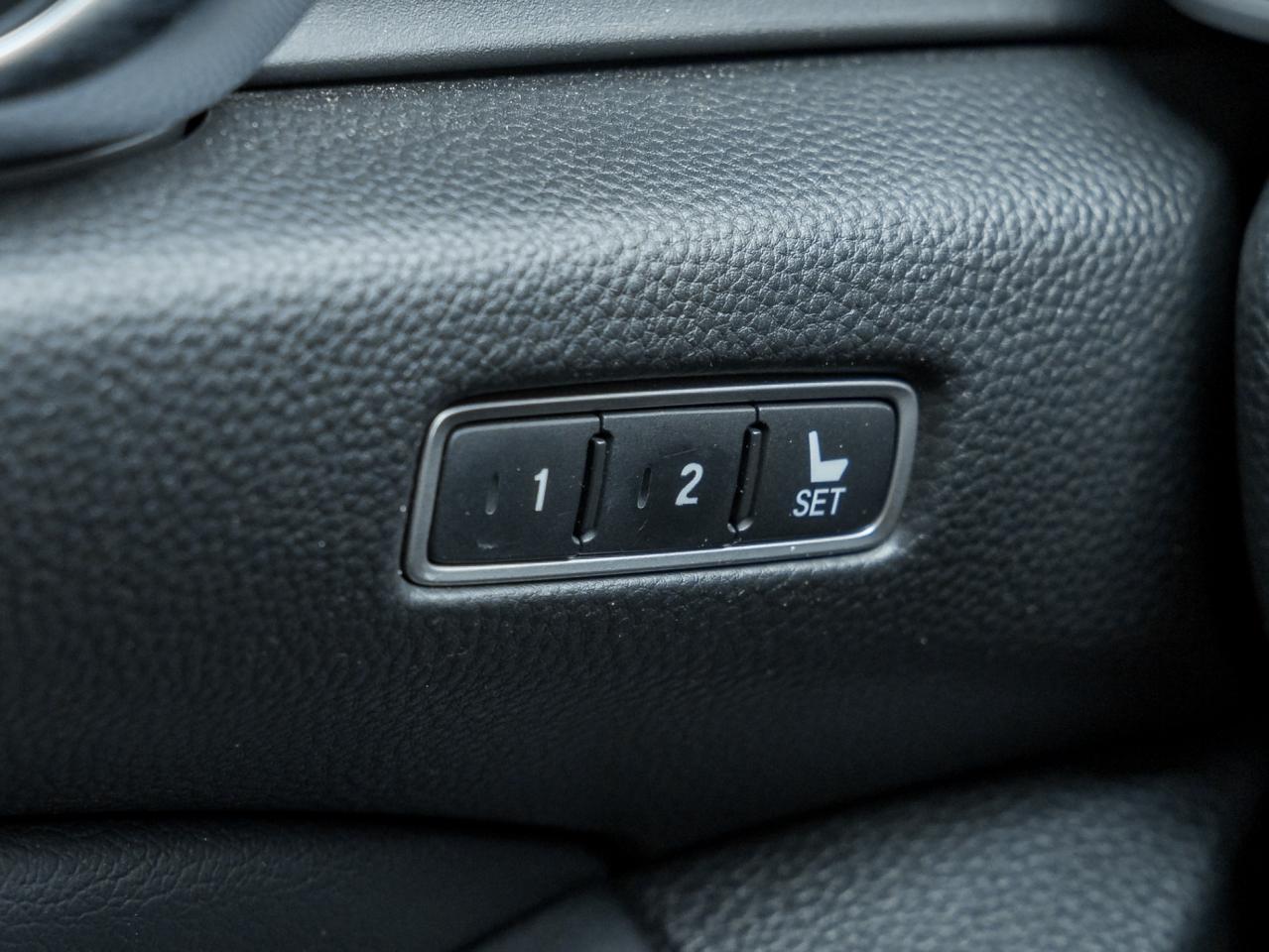 2018 Honda Accord Touring 1.5T -Head Up-Leather Vent Seats-Navi-Lane Photo