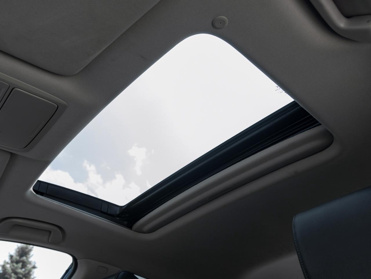 2018 Honda Accord Touring 1.5T -Head Up-Leather Vent Seats-Navi-Lane Photo