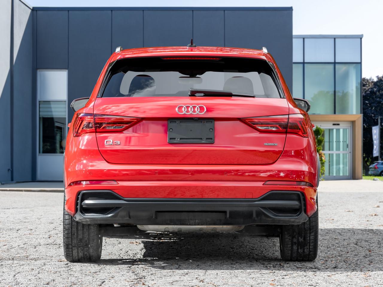 2019 Audi Q3 2.0 TFSI quattro Technik NEW BRAKES  S LINE SPORT Photo4