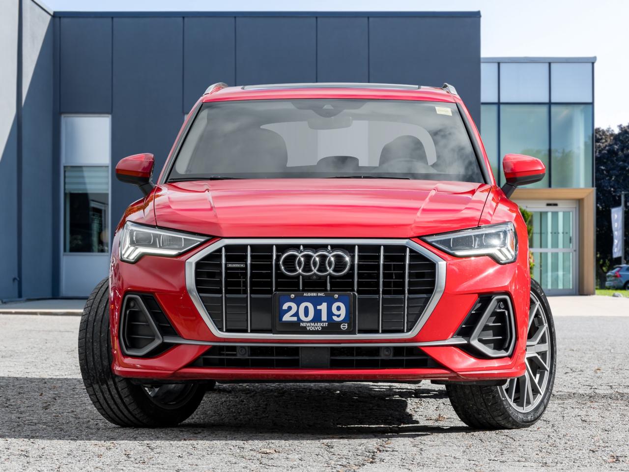 2019 Audi Q3 2.0 TFSI quattro Technik NEW BRAKES  S LINE SPORT Photo