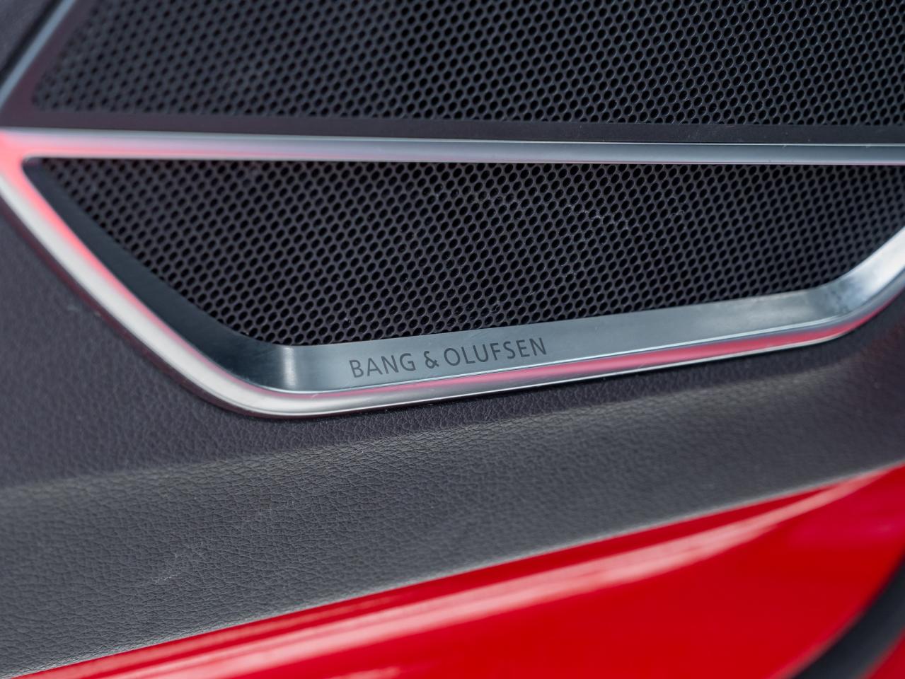 2019 Audi Q3 2.0 TFSI quattro Technik NEW BRAKES  S LINE SPORT Photo