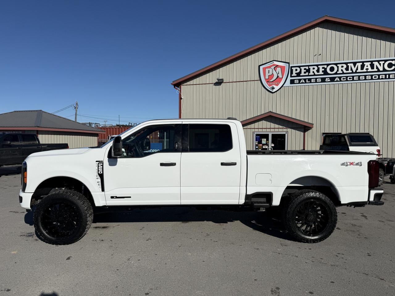 2023 Ford F-250 XLT BDS LEVEL/WHEEL/TIRE/LEATHER PKG!! Photo3