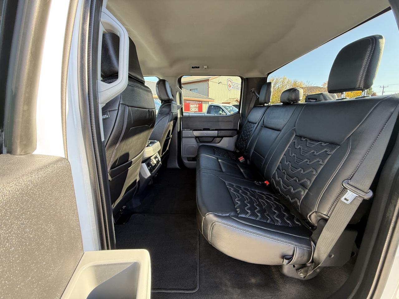 2023 Ford F-250 XLT BDS LEVEL/WHEEL/TIRE/LEATHER PKG!! Photo