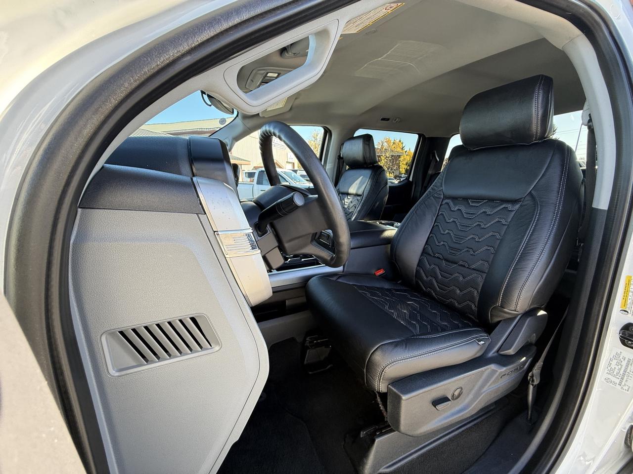 2023 Ford F-250 XLT BDS LEVEL/WHEEL/TIRE/LEATHER PKG!! Photo