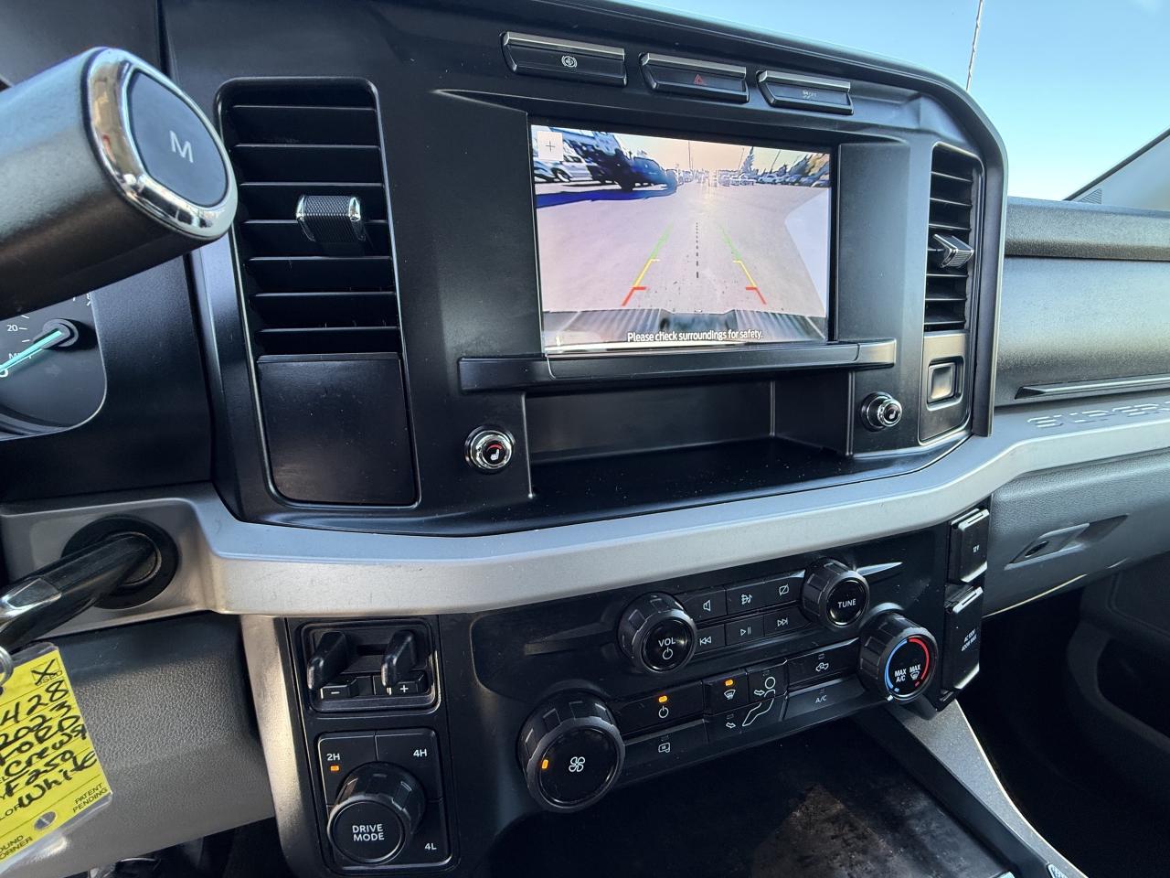 2023 Ford F-250 XLT BDS LEVEL/WHEEL/TIRE/LEATHER PKG!! Photo