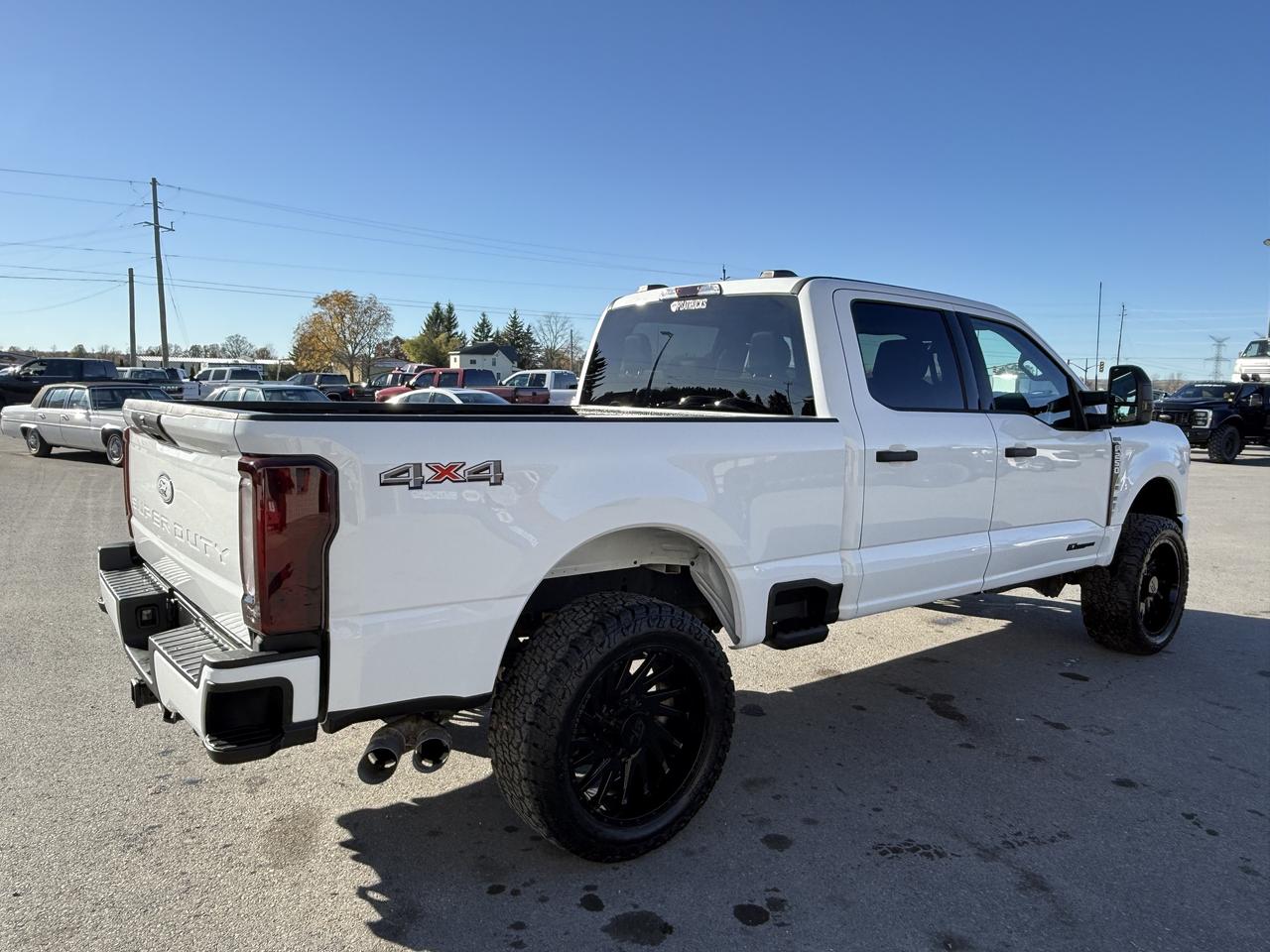 2023 Ford F-250 XLT BDS LEVEL/WHEEL/TIRE/LEATHER PKG!! Photo