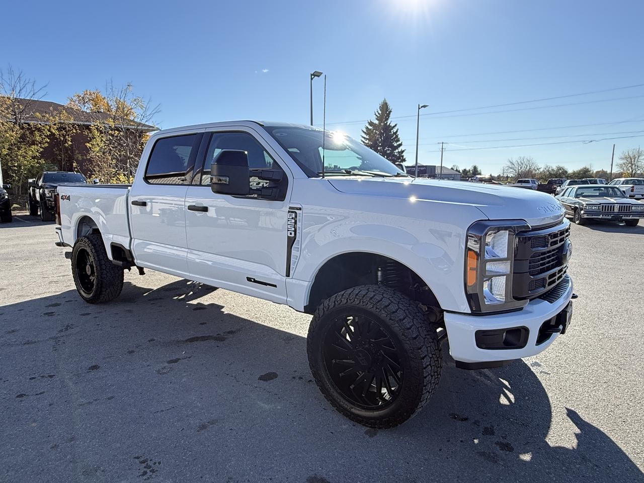 2023 Ford F-250 XLT BDS LEVEL/WHEEL/TIRE/LEATHER PKG!! Photo