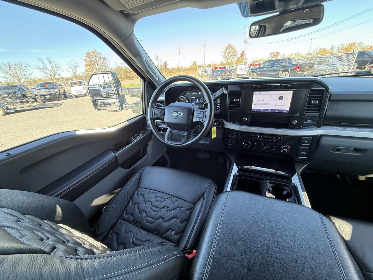 2023 Ford F-250 XLT BDS LEVEL/WHEEL/TIRE/LEATHER PKG!! Photo