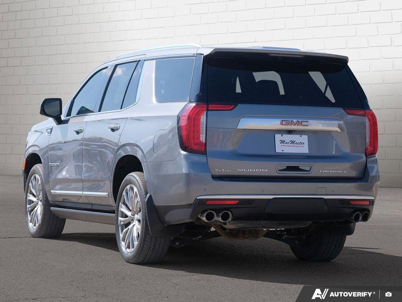 2021 GMC Yukon DenaliDENALI, 6.2L, NAV, ROOF, HTD/COOL, 1-OWNER! Photo2