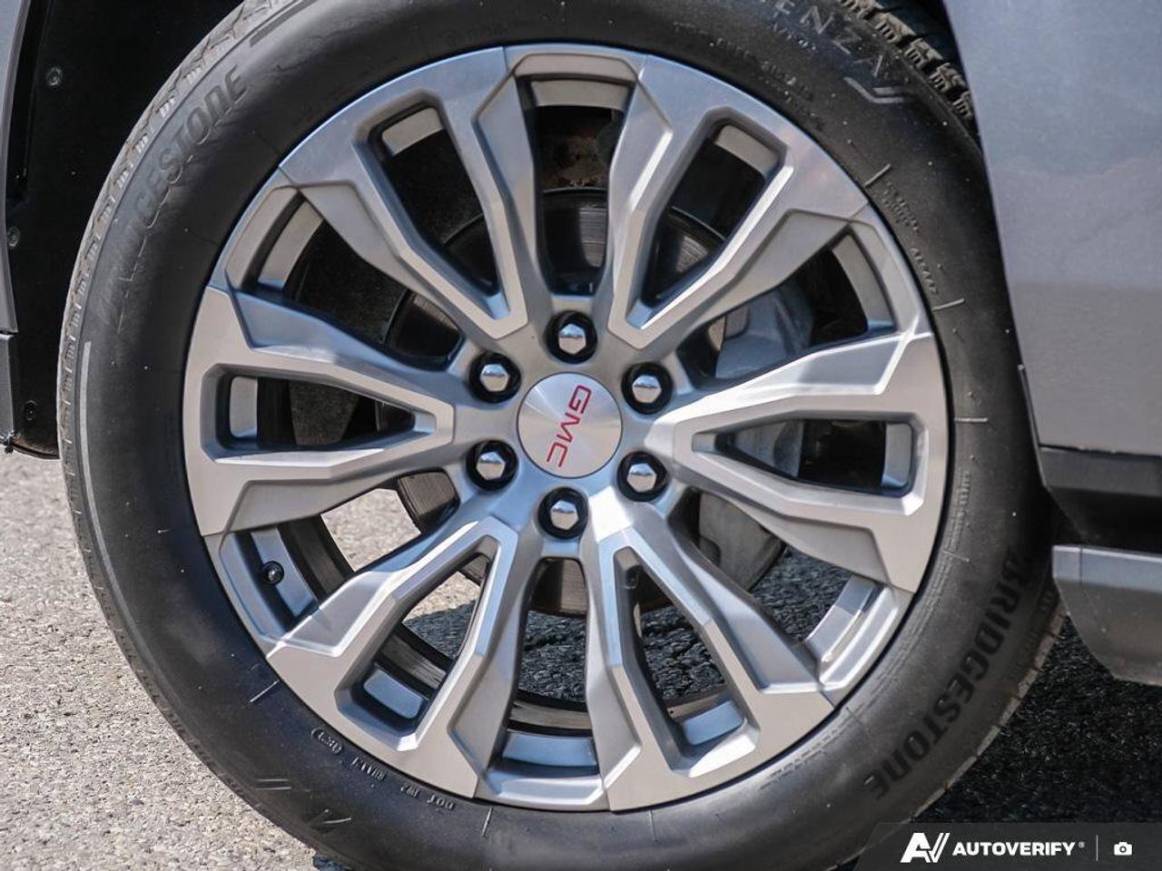 2021 GMC Yukon DenaliDENALI, 6.2L, NAV, ROOF, HTD/COOL, 1-OWNER! Photo