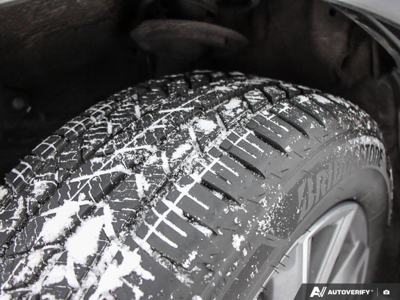 2020 Honda CR-V TouringAWD, SUNROOF, NAV, CARPLAY, POWER TAILGATE, Photo