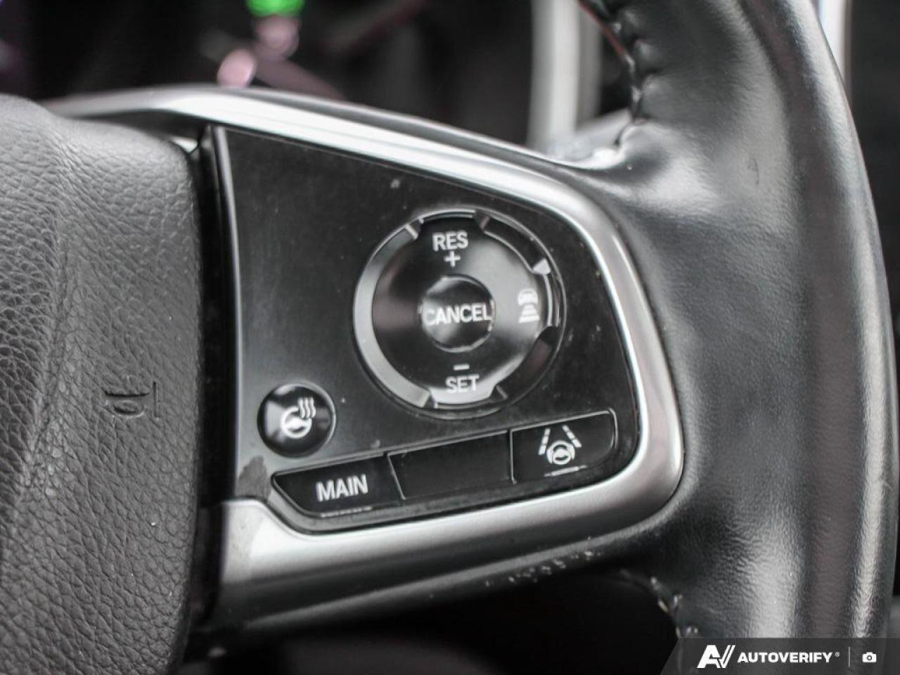 2020 Honda CR-V TouringAWD, SUNROOF, NAV, CARPLAY, POWER TAILGATE, Photo