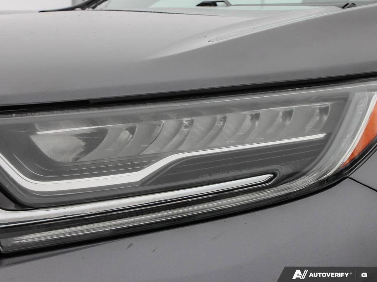 2020 Honda CR-V TouringAWD, SUNROOF, NAV, CARPLAY, POWER TAILGATE, Photo