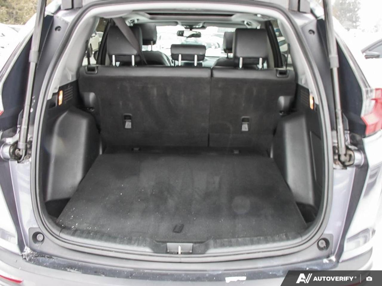 2020 Honda CR-V TouringAWD, SUNROOF, NAV, CARPLAY, POWER TAILGATE, Photo