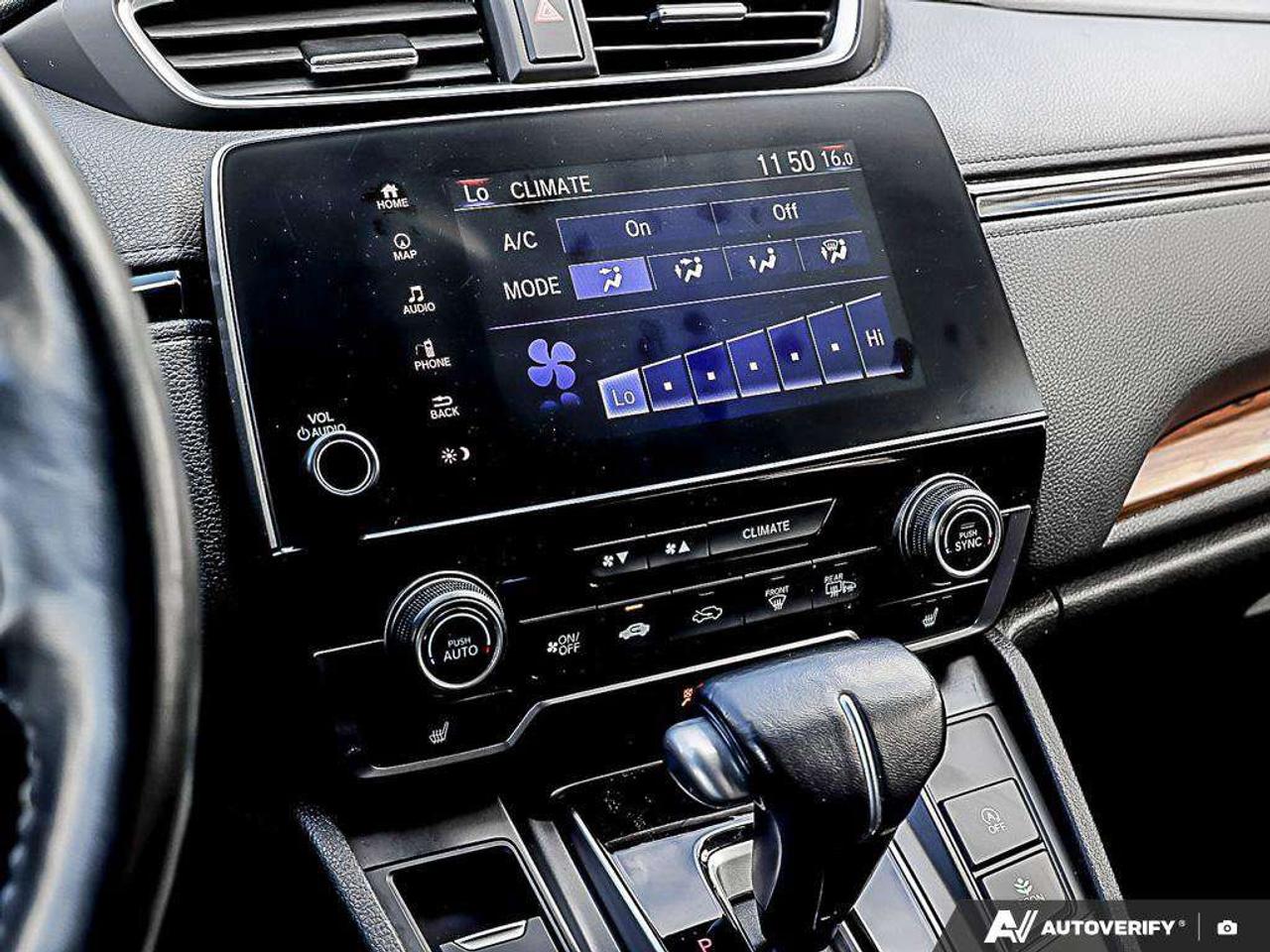 2020 Honda CR-V TouringAWD, SUNROOF, NAV, CARPLAY, POWER TAILGATE, ADAPTIVE CRUISE Photo