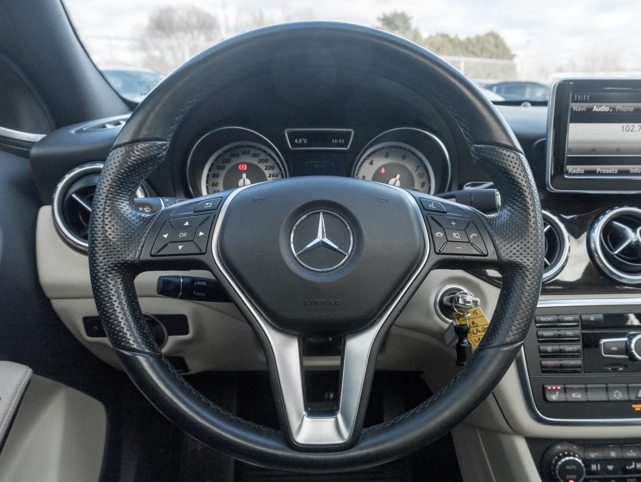 2015 Mercedes-Benz GLA-Class 4MATIC 4dr GLA 250  PREMIUM PLUS PACK  SAFETY CERT Photo