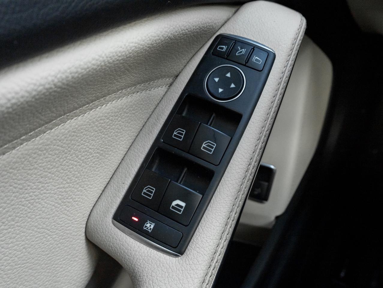 2015 Mercedes-Benz GLA-Class 4MATIC 4dr GLA 250  PREMIUM PLUS PACK  SAFETY CERT Photo