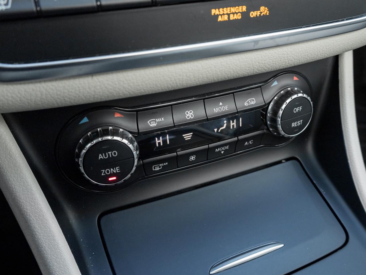 2015 Mercedes-Benz GLA-Class 4MATIC 4dr GLA 250  PREMIUM PLUS PACK  SAFETY CERT Photo