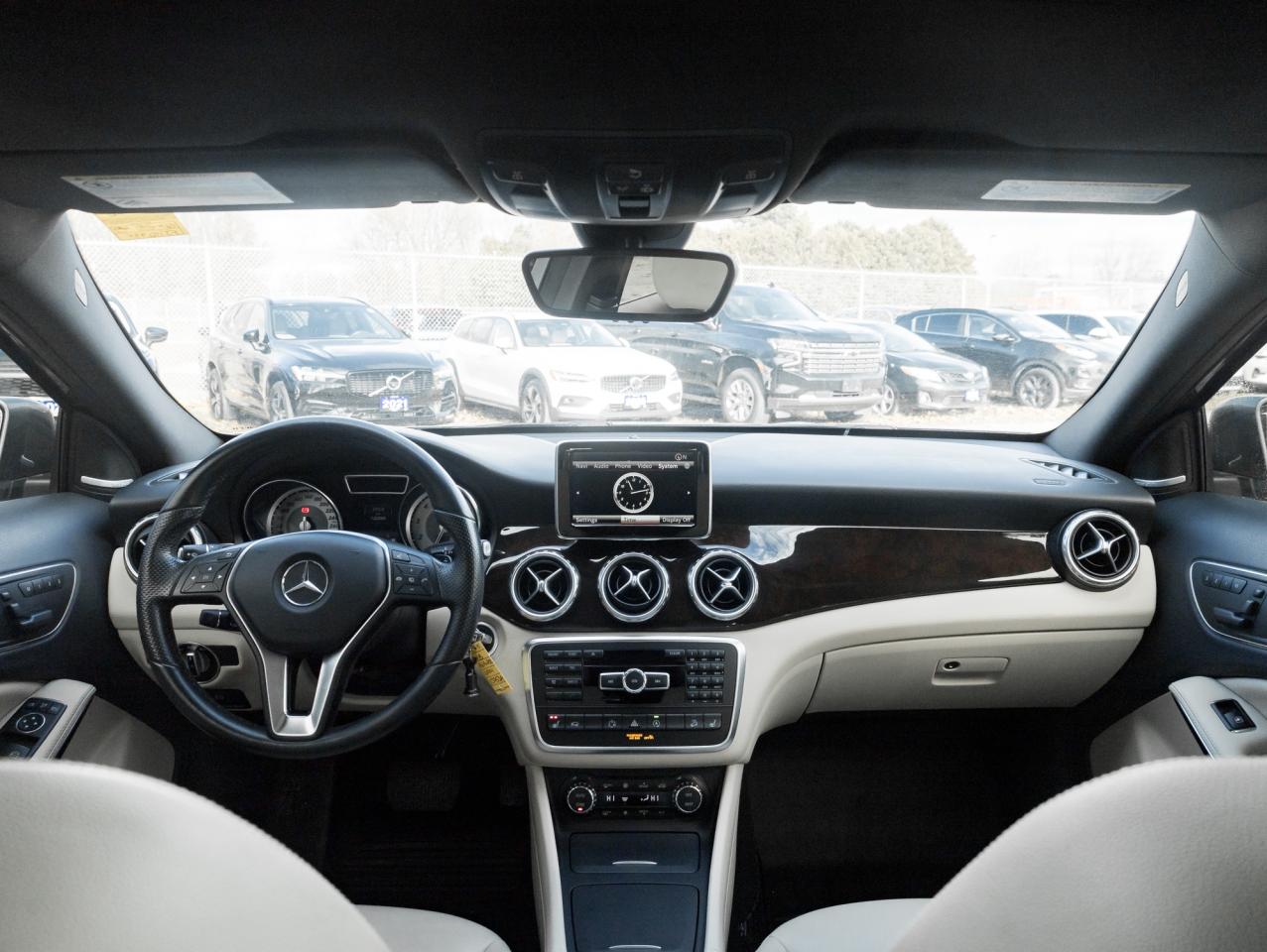 2015 Mercedes-Benz GLA-Class 4MATIC 4dr GLA 250  PREMIUM PLUS PACK  SAFETY CERT Photo