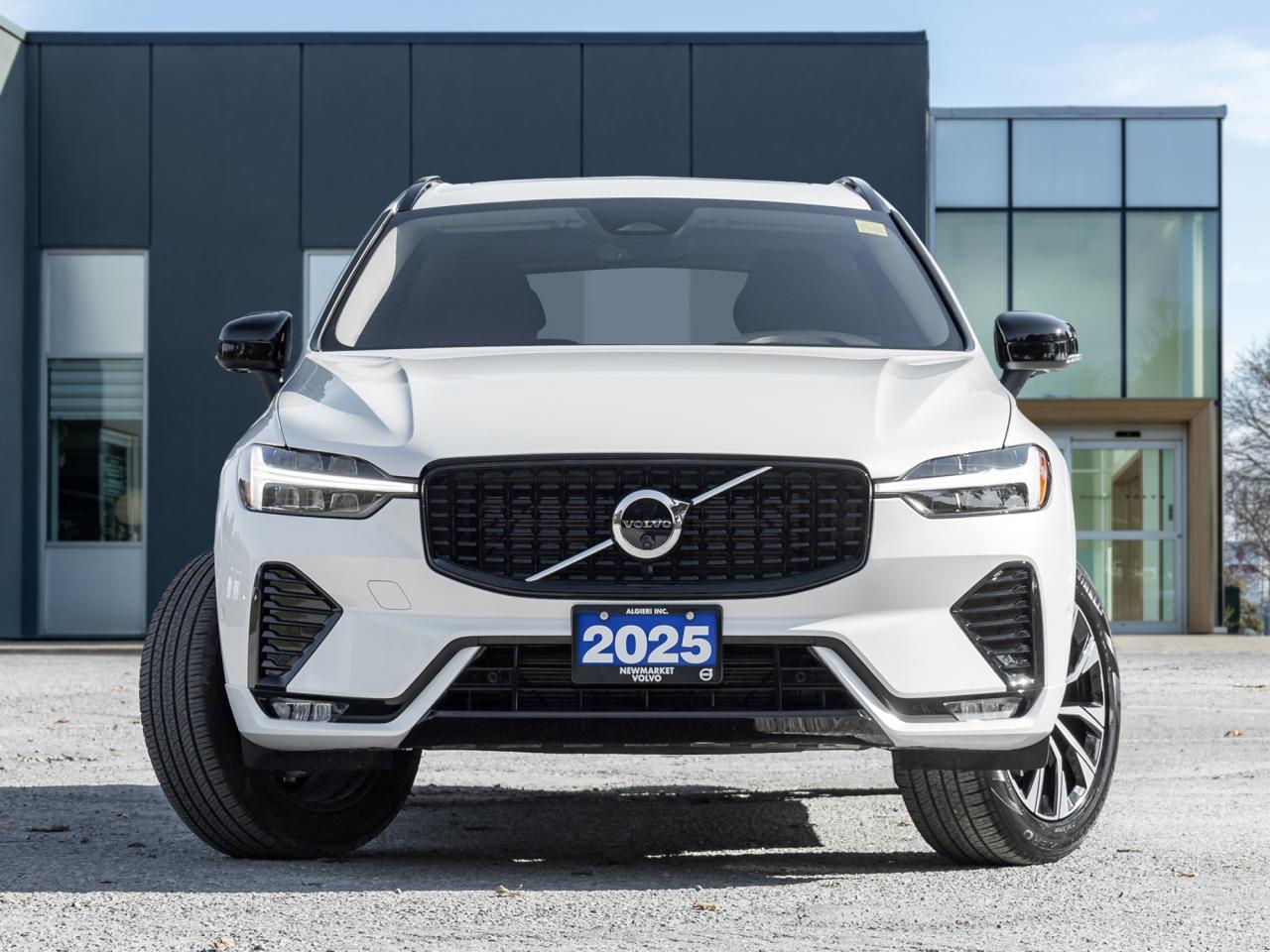 2025 Volvo XC60 B5 AWD Plus Dark Theme LOW MILEAGE NEARLY NEW CPO Photo