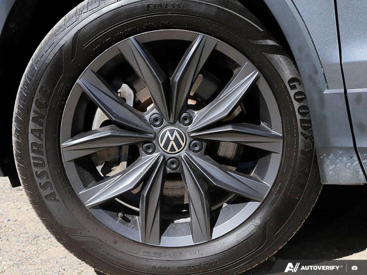 2023 Volkswagen Tiguan ComfortlineONE-OWNER, ACCIDENT-FREE, WIRELESS CARP Photo