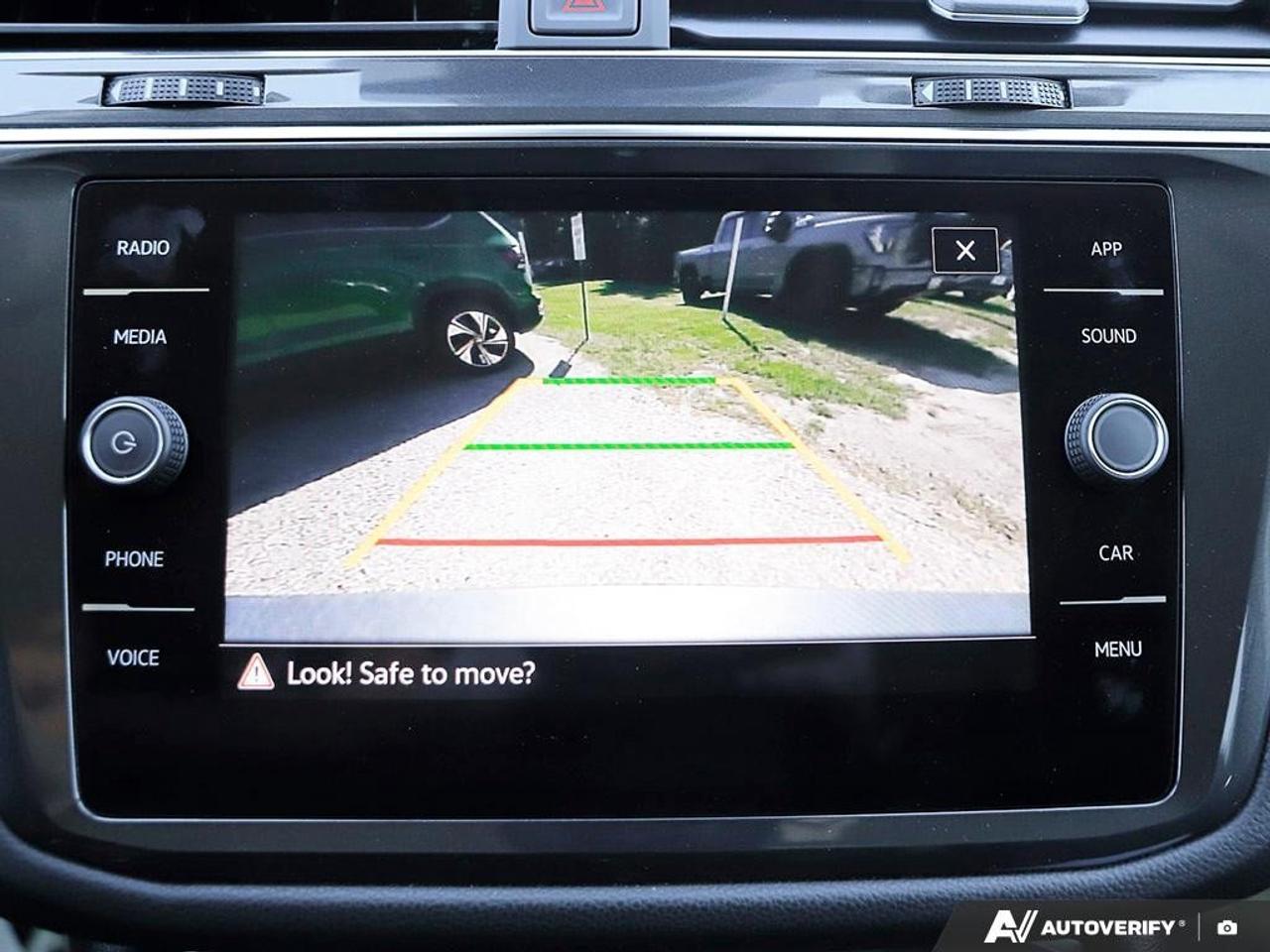 2023 Volkswagen Tiguan ComfortlineONE-OWNER, ACCIDENT-FREE, WIRELESS CARP Photo