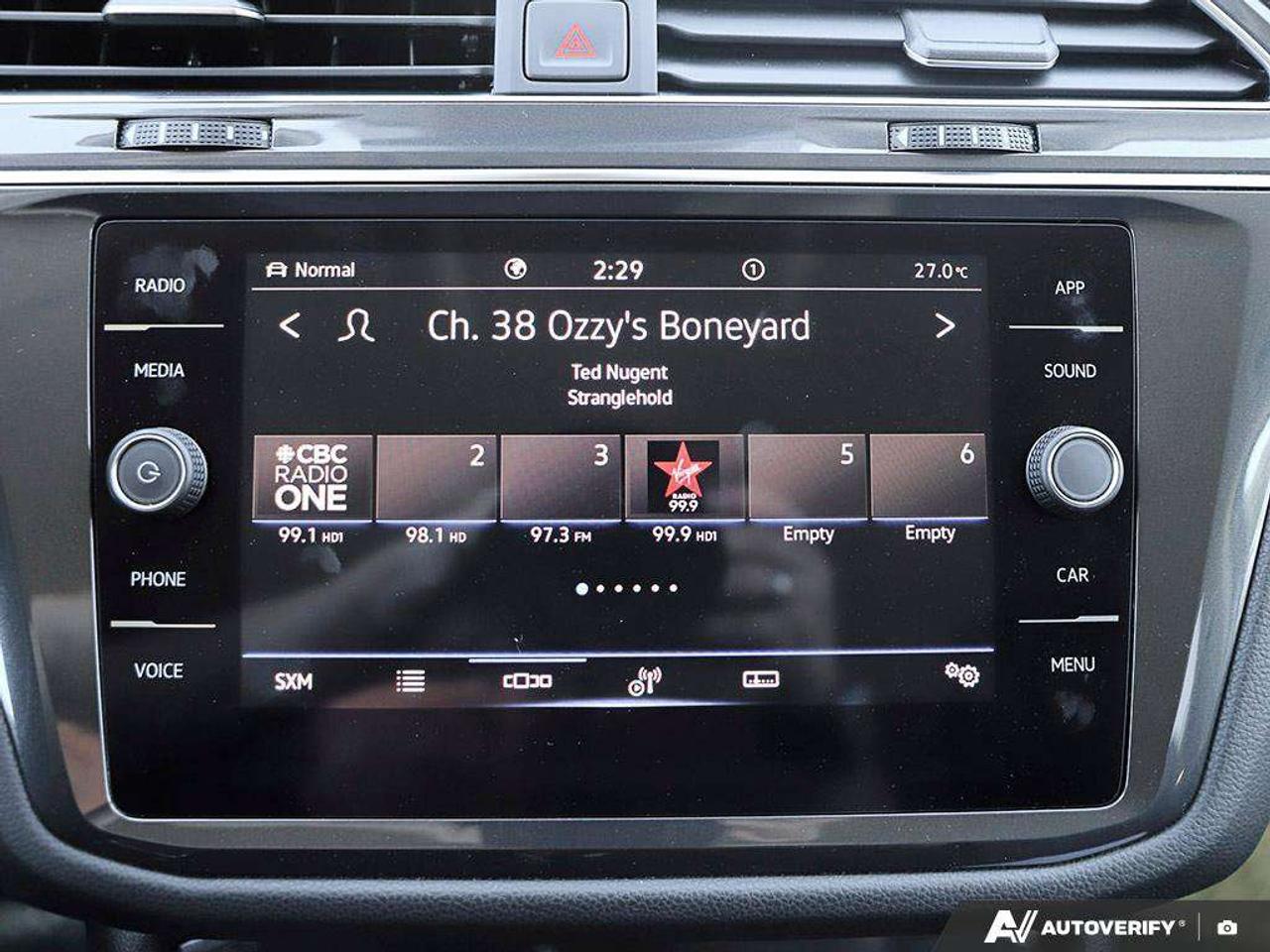 2023 Volkswagen Tiguan ComfortlineONE-OWNER, ACCIDENT-FREE, WIRELESS CARPLAY, HTD SEATS Photo