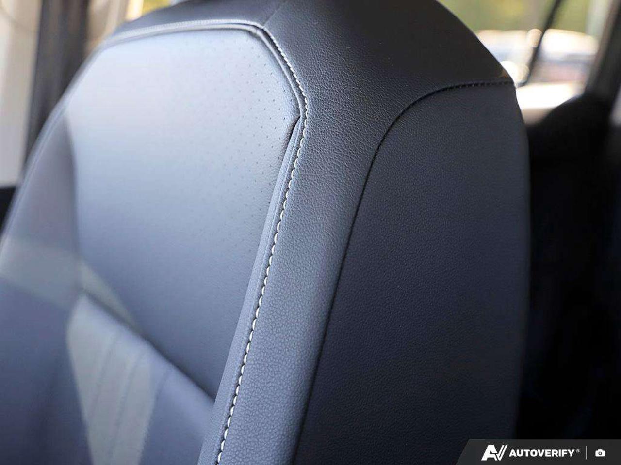 2023 Volkswagen Tiguan ComfortlineONE-OWNER, ACCIDENT-FREE, WIRELESS CARPLAY, HTD SEATS Photo
