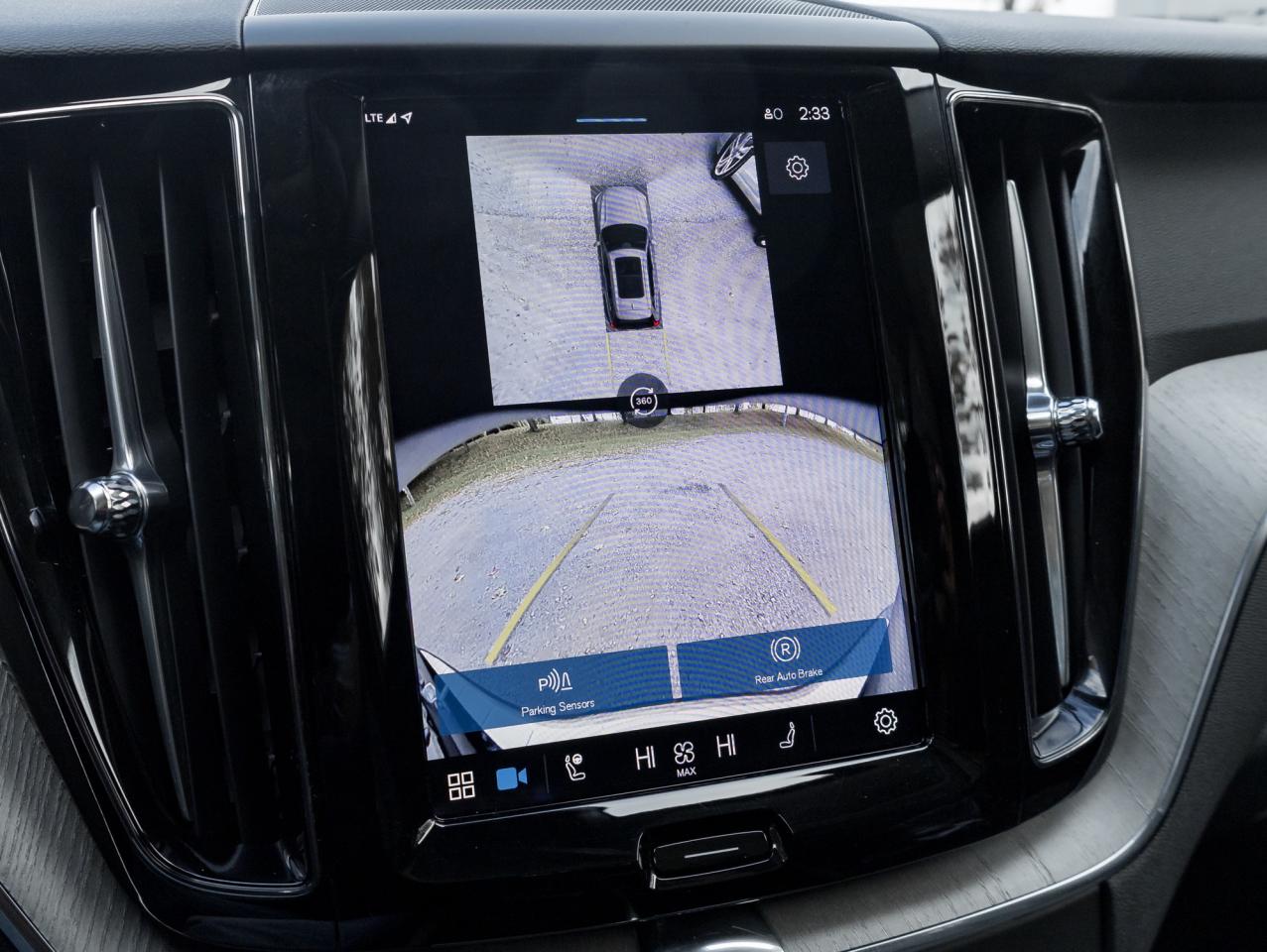 2025 Volvo XC60 B5 AWD Plus Dark Theme  20" ALLOY WHEELS  CPO Photo