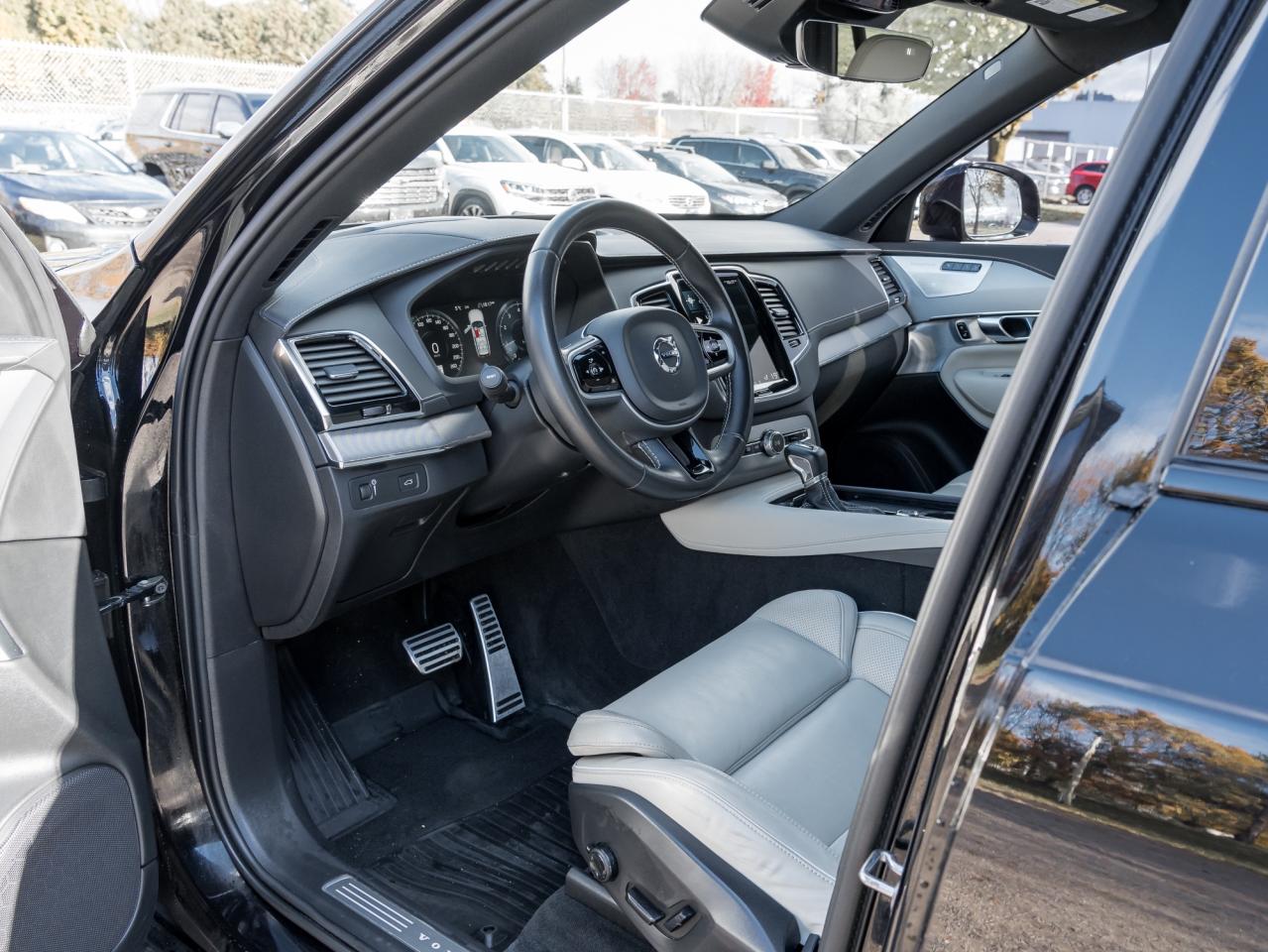 2021 Volvo XC90 T6 AWD R-Design 7-Seater-AIR SUSPENSION  22"WHEEL Photo