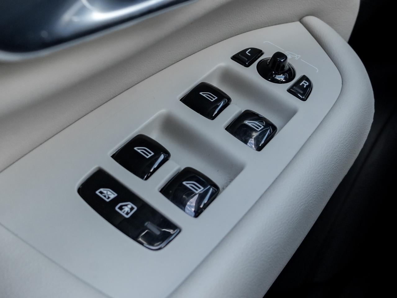 2021 Volvo XC90 T6 AWD R-Design 7-Seater-AIR SUSPENSION  22"WHEEL Photo