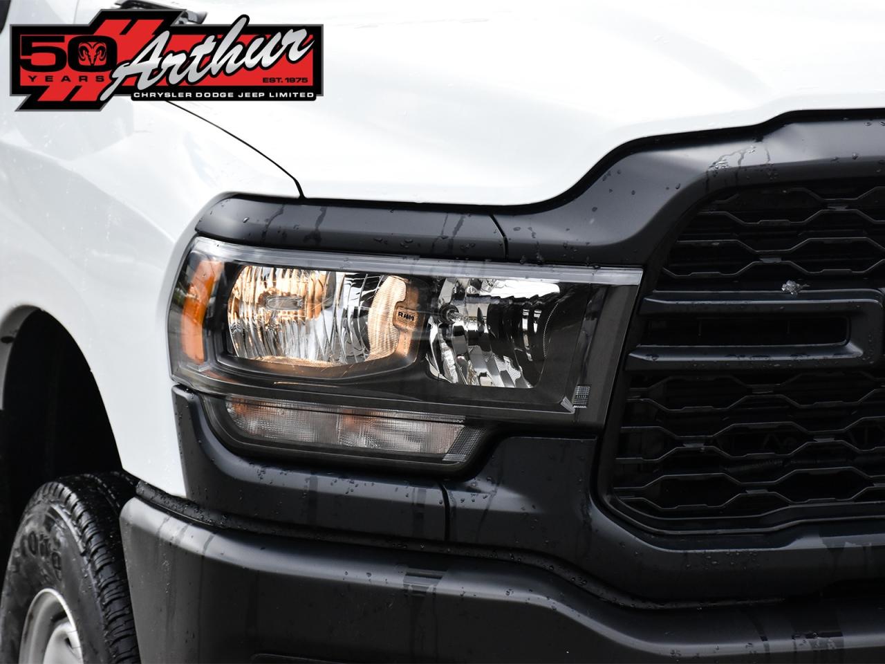 2024 RAM 2500 TRADESMAN CREW CAB 4X4 8FT BOX Photo