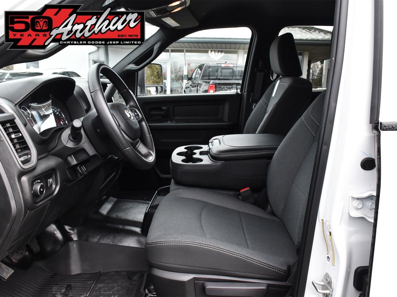 2024 RAM 2500 TRADESMAN CREW CAB 4X4 8FT BOX Photo