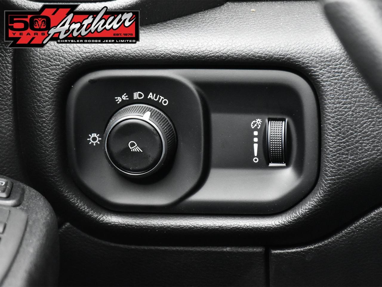 2024 RAM 2500 TRADESMAN CREW CAB 4X4 8FT BOX Photo