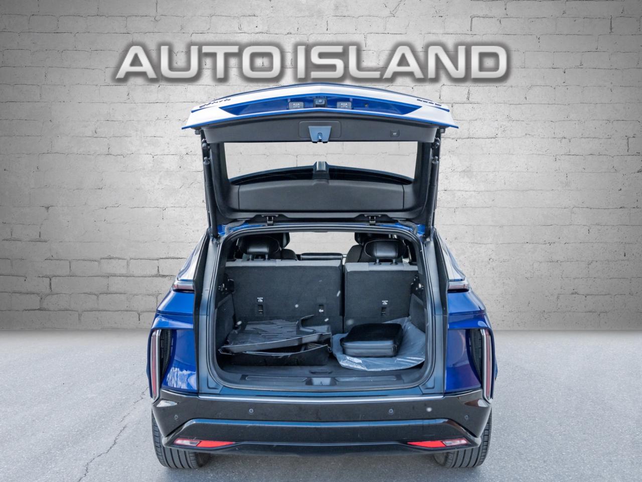 2024 Cadillac LYRIQ Tech ,ONE OWNER , ACCIDENT FREE Photo