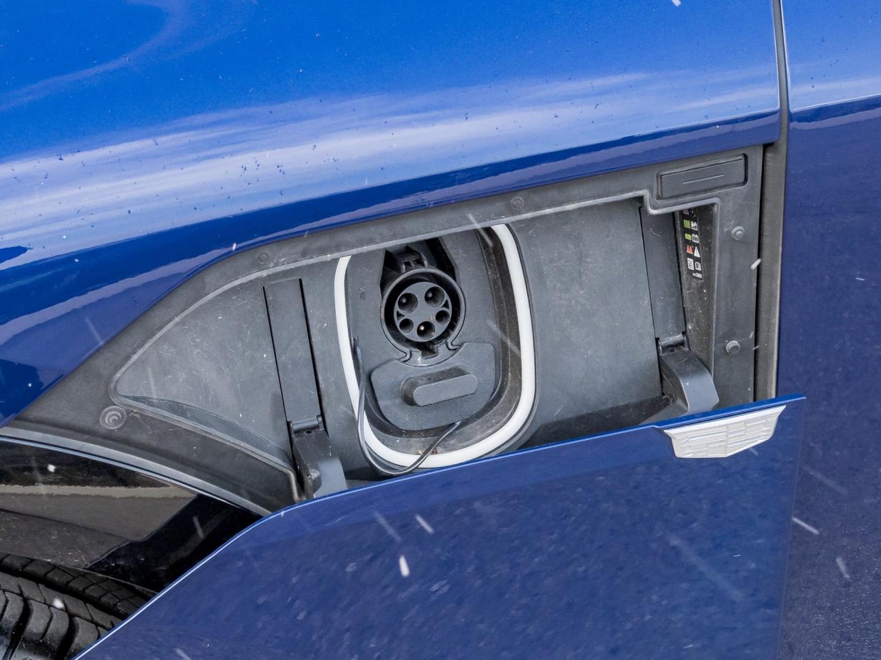 2024 Cadillac LYRIQ Tech ,ONE OWNER , ACCIDENT FREE Photo