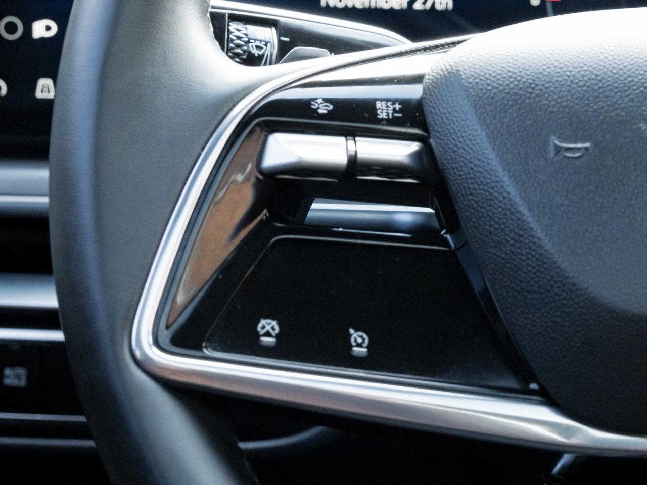 2024 Cadillac LYRIQ Tech ,ONE OWNER , ACCIDENT FREE Photo