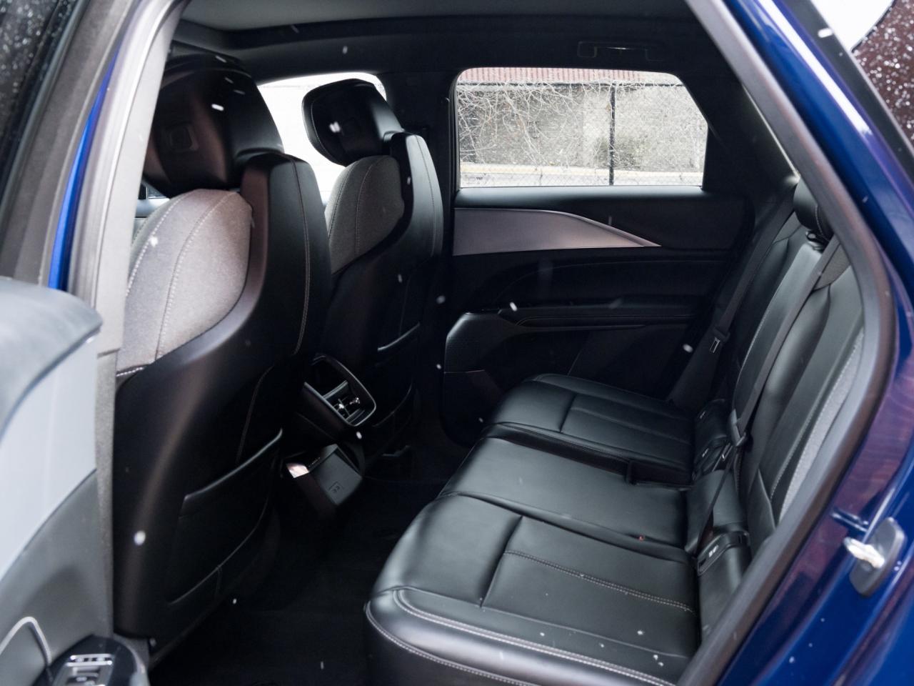 2024 Cadillac LYRIQ Tech ,ONE OWNER , ACCIDENT FREE Photo