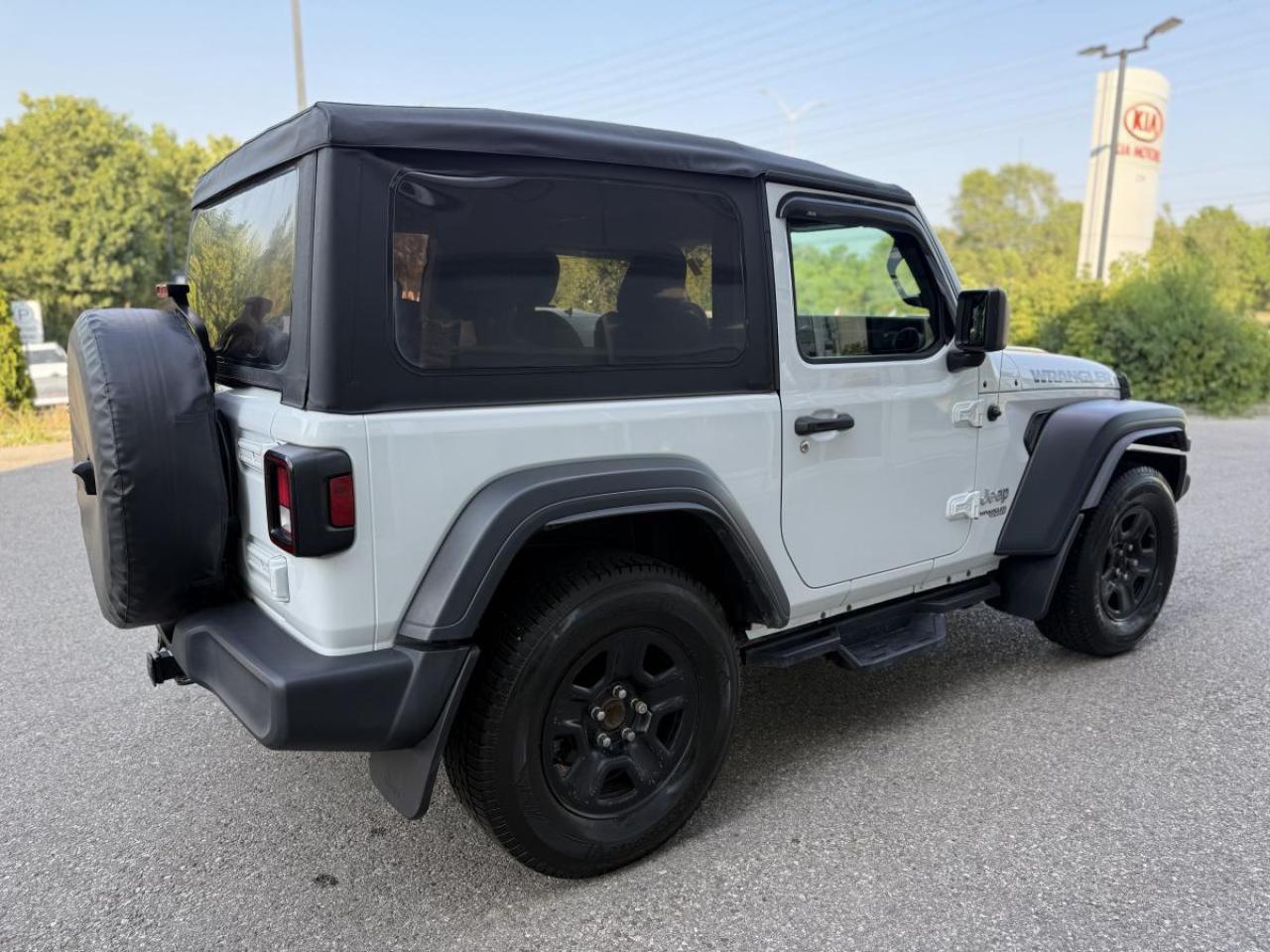 2020 Jeep Wrangler Sport 4X4 Photo2