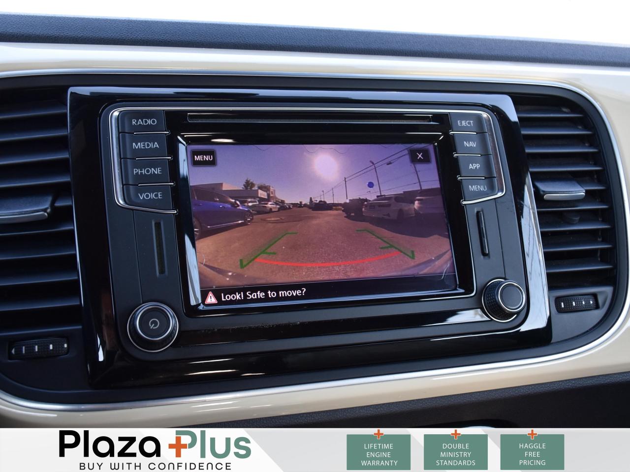 2019 Volkswagen Beetle Convertible VdpUrlEn Photo