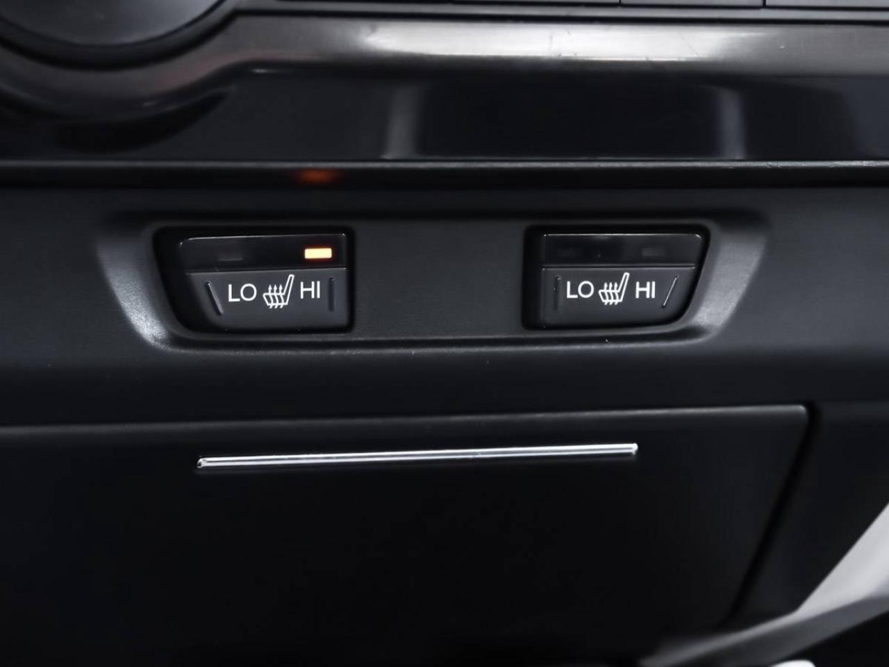 2013 Honda Civic 4dr Man LX Photo