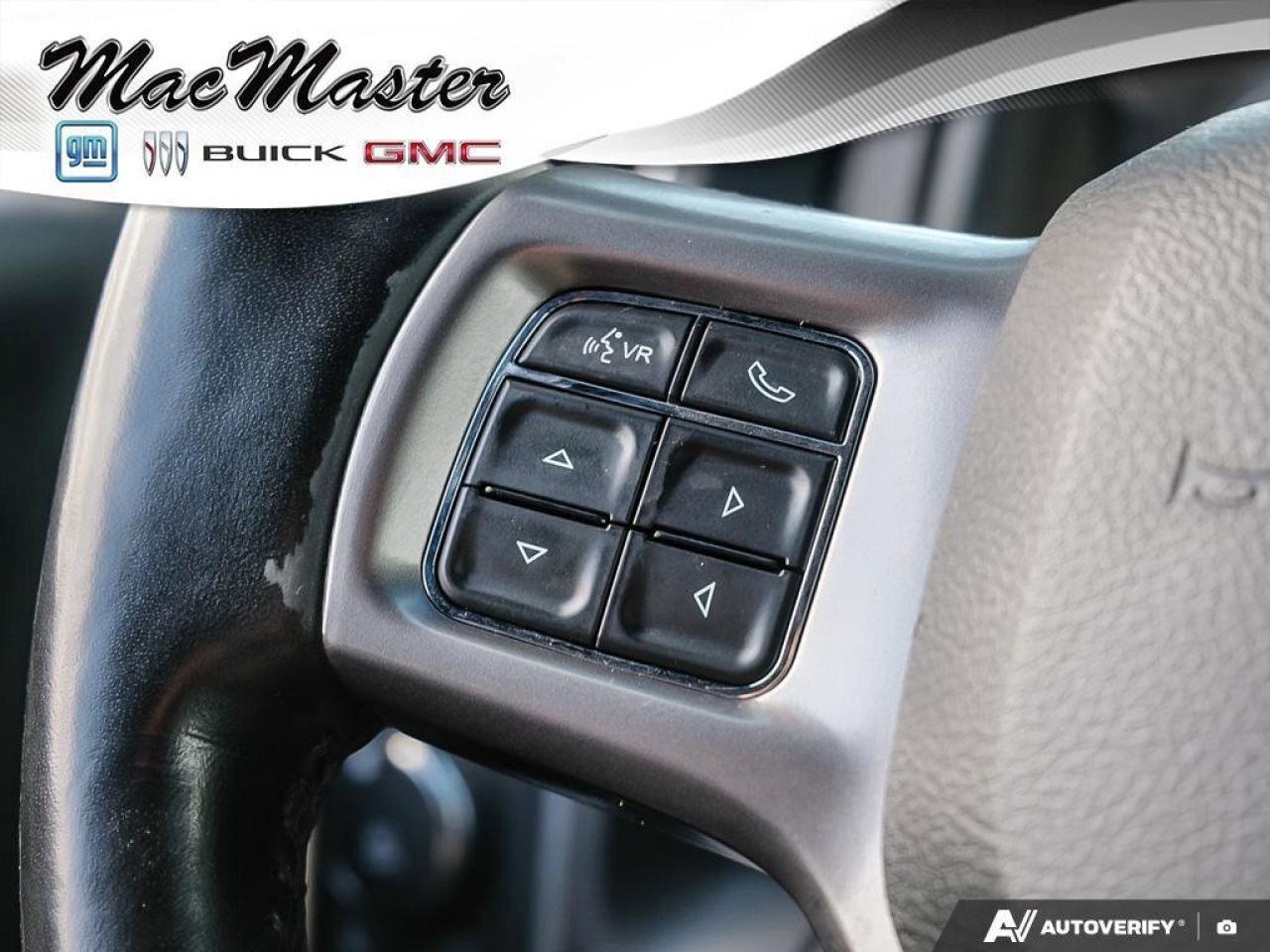 2023 RAM 1500 Classic WarlockWARLOCK, CREW, 4X4, V6, NAV, HTD CLOTH, GOO Photo