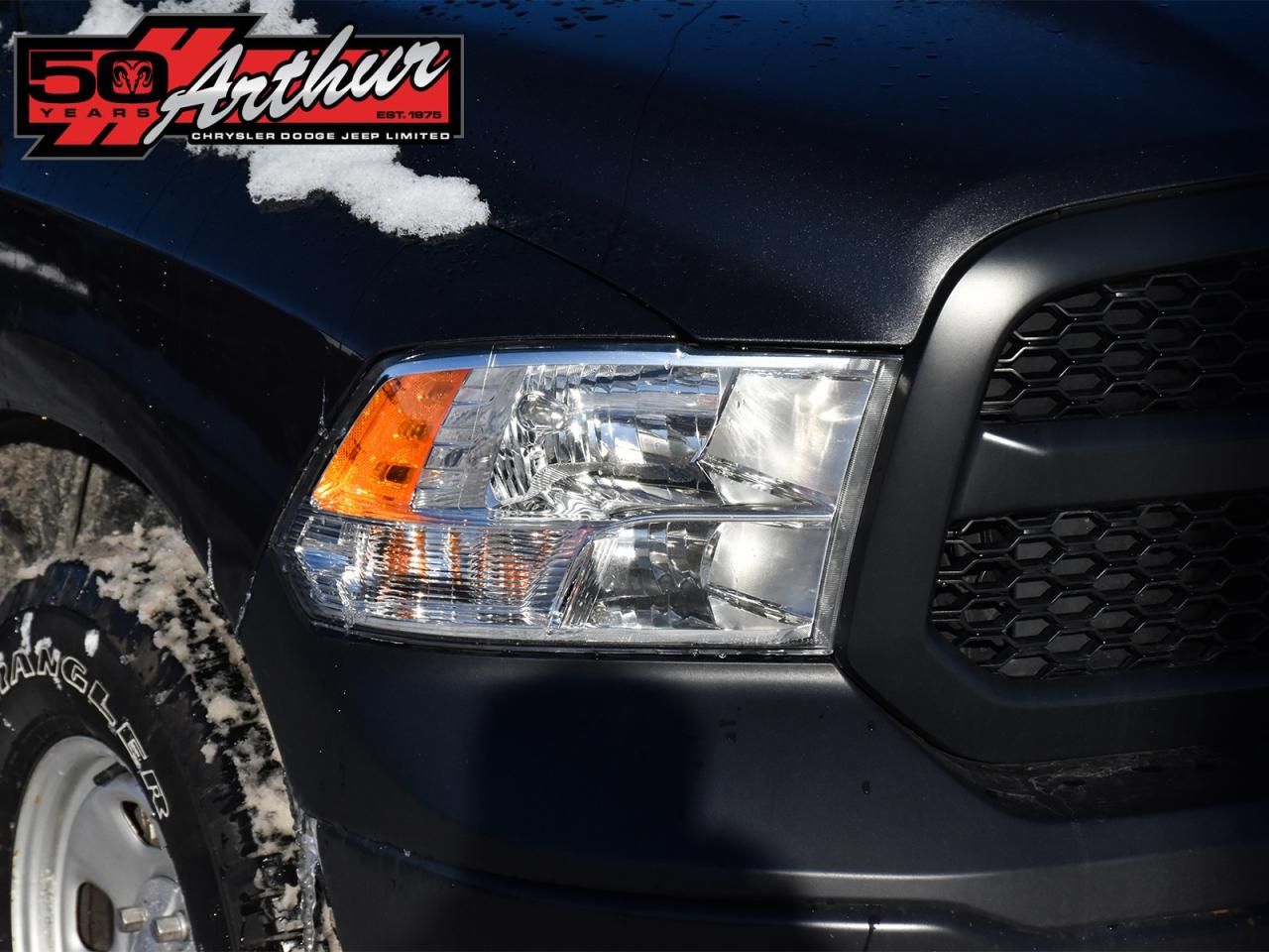 2023 RAM 1500 Classic TRADESMAN CREW 4X4 HEMI Photo