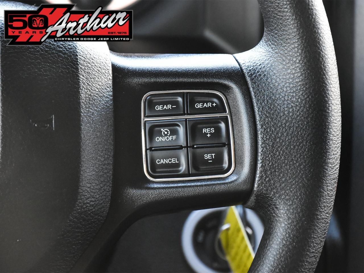 2023 RAM 1500 Classic TRADESMAN CREW 4X4 HEMI Photo