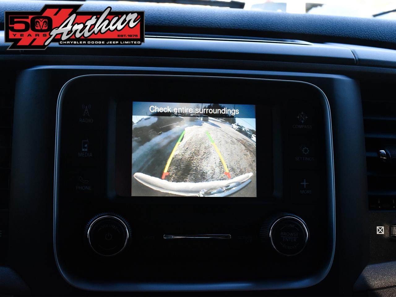 2023 RAM 1500 Classic TRADESMAN CREW 4X4 HEMI Photo